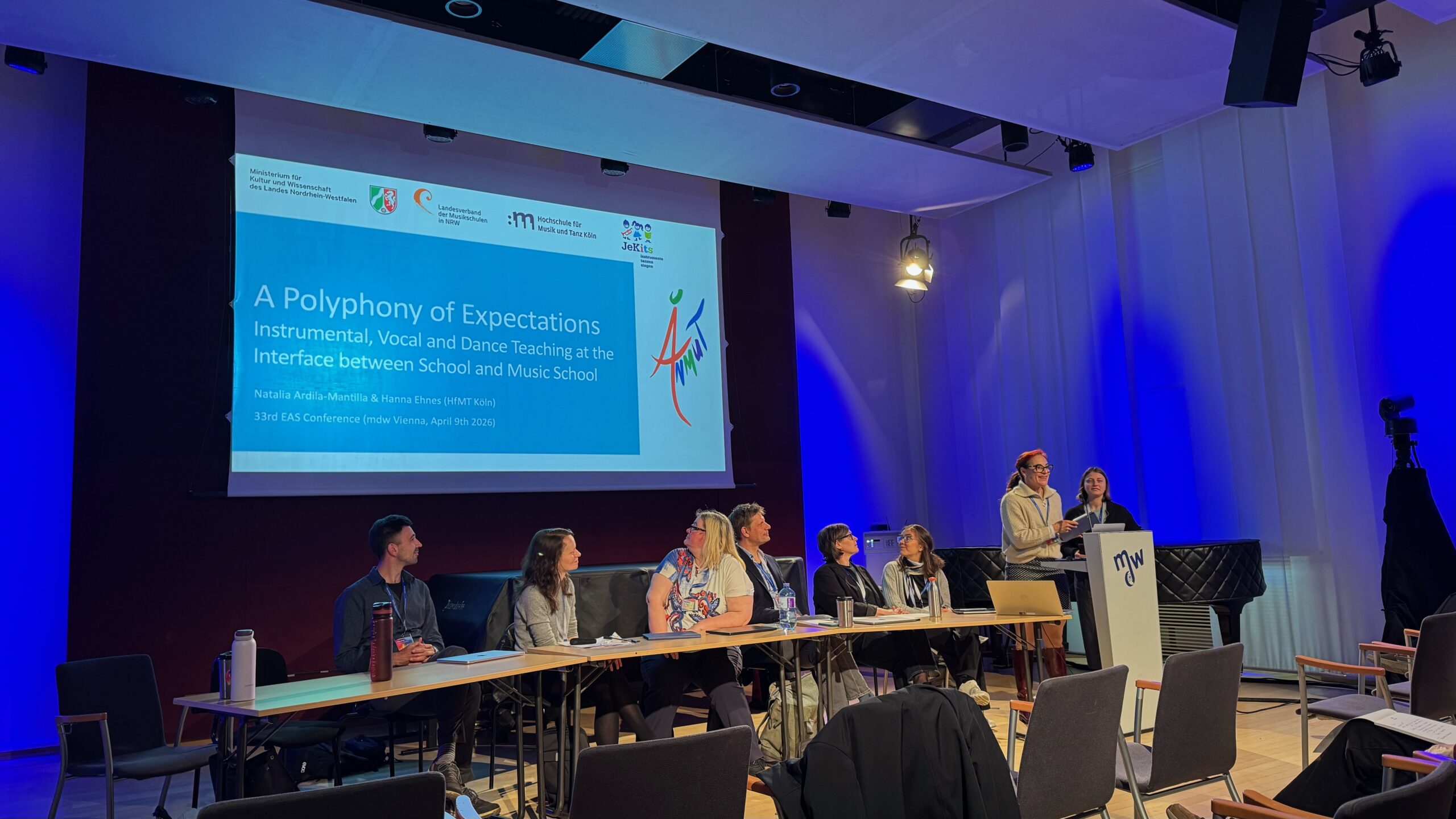 AnmuT im europäischen Austausch